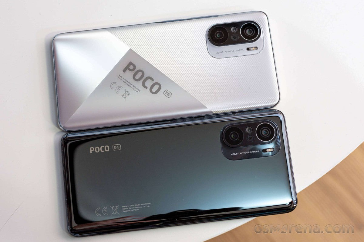 Poco F3 Moonlight Silver praktično