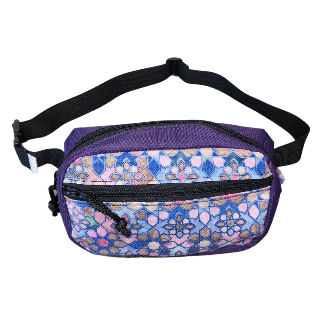 Spacious Water-Resistant Waist Bag - Portugal